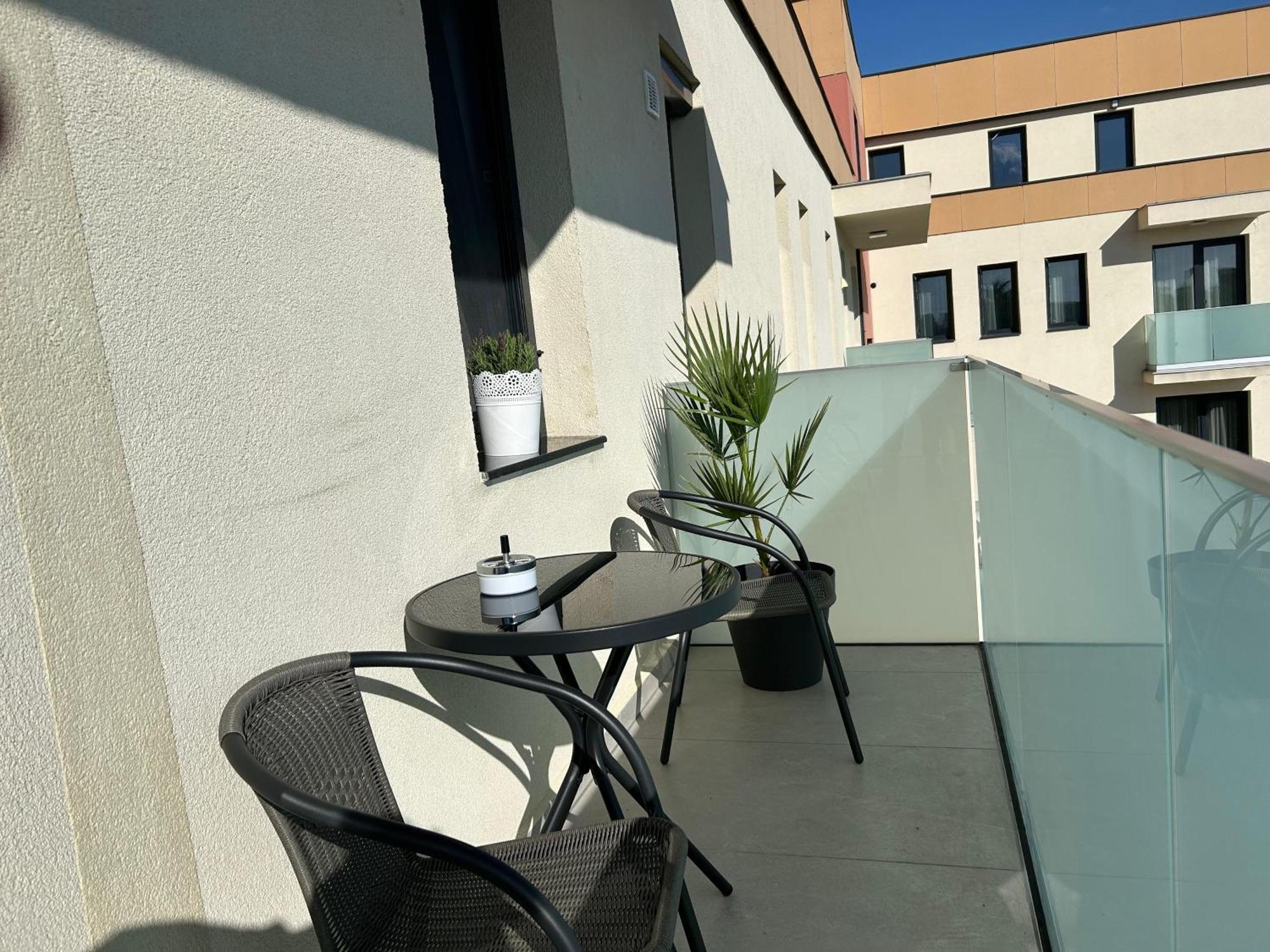 Coquette Studio Central Oradea Eksteriør billede